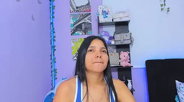 Snapshot of sara_mendez2 chatting on 02.27.25 sara mendez2 online show from 02.27.25