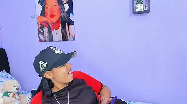 Snapshot of sara_mendez2 chatting on 02.28.25 sara mendez2 online show from 02.28.25