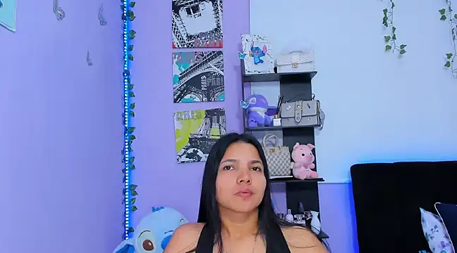 Snapshot of sara_mendez2 chatting on 02.28.25 sara mendez2 online show from 02.28.25