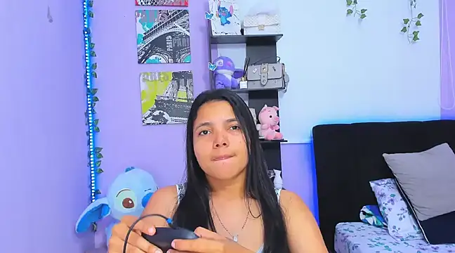 Snapshot of sara_mendez2 chatting on 03.01.25 sara mendez2 online show from 03.01.25