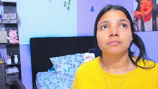 Snapshot of sara_mendez2 chatting on 03.06.25 sara mendez2 online show from 03.06.25