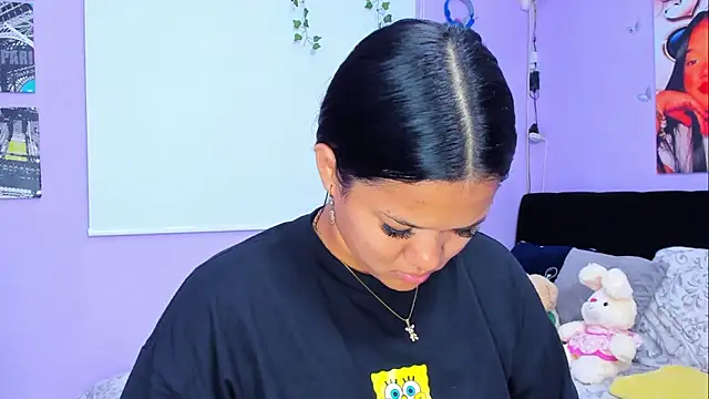 Snapshot of sara_mendez2 chatting on 03.11.25 sara mendez2 online show from 03.11.25