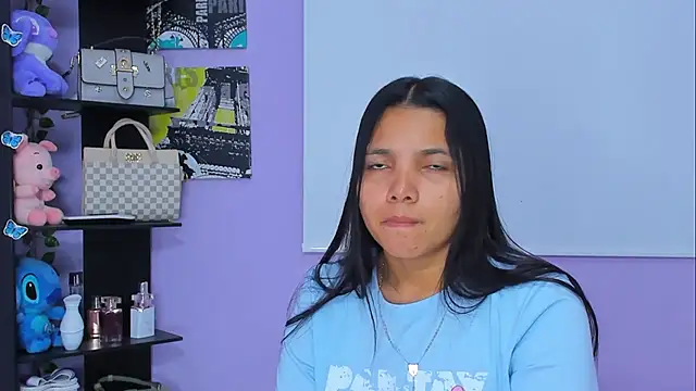 Snapshot of sara_mendez2 chatting on 03.20.25 sara mendez2 online show from 03.20.25