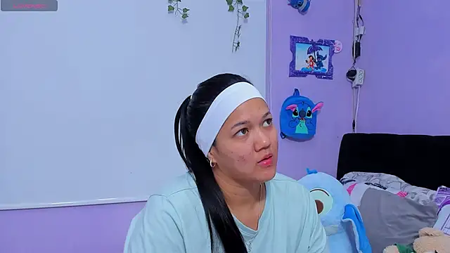 Snapshot of sara_mendez2 chatting on 09.26.25 sara mendez2 online show from 09.26.25