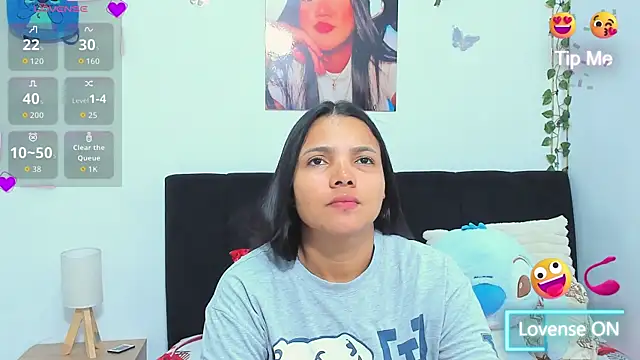 Snapshot of sara_mendez2 chatting on 11.29.25 sara mendez2 online show from 11.29.25