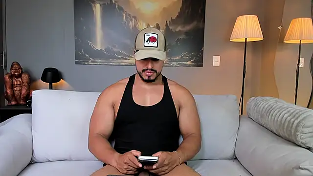 Snapshot of ApoloMakris chatting on 01.13.26 ApoloMakris online show from 01.13.26