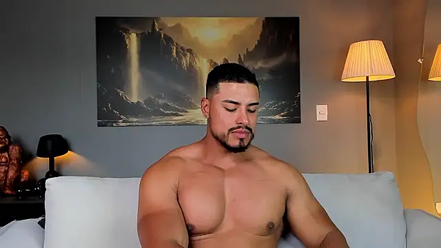 Snapshot of ApoloMakris chatting on 02.08.26 ApoloMakris online show from 02.08.26