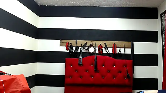 Marian Ran online show from 02.27.25