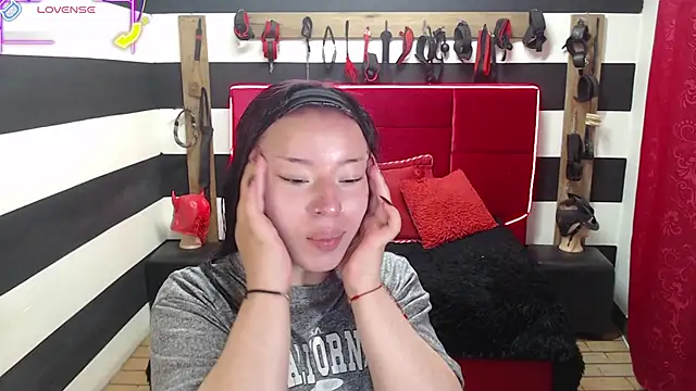 Marian Ran online show from 09.17.25