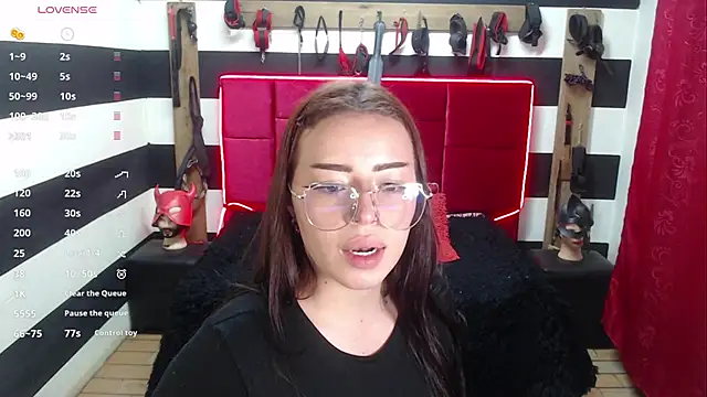 Marian Ran online show from 10.16.25