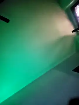 050775 online show from 10.21.25