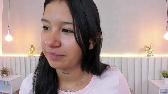 Aida moreno online show from 03.17.25