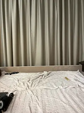 Evelinia online show from 01.30.25