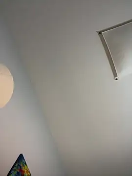 Evelinia online show from 02.14.25