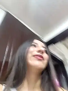 Snapshot of ailyn_miranda chatting on 03.10.25 ailyn miranda online show from 03.10.25