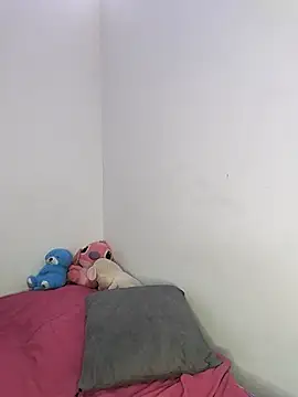 Snapshot of ailyn_miranda chatting on 03.12.25 ailyn miranda online show from 03.12.25