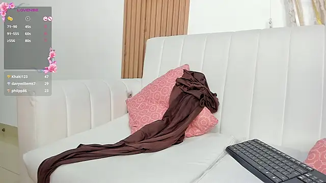 malak nanyy online show from 03.08.25