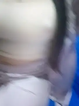 Snapshot of Liyan- chatting on 12.16.25 Liyan- online show from 12.16.25