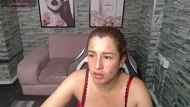 Snapshot of Valerie_b chatting on 12.23.24 Valerie b online show from 12.23.24