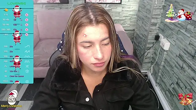 Snapshot of Valerie_b chatting on 01.04.25 Valerie b online show from 01.04.25