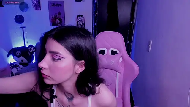 Snapshot of cami_mila9 chatting on 01.06.26 cami mila9 online show from 01.06.26