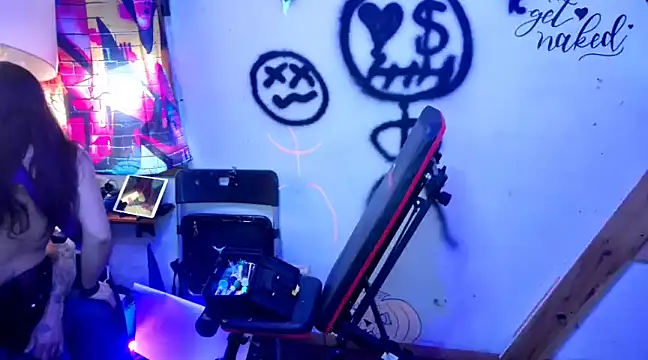 KRYZTALYNXXX online show from 01.01.25