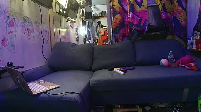 KRYZTALYNXXX online show from 02.13.25