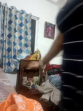 Snapshot of riya_kumari0 chatting on 12.06.24 riya kumari0 online show from 12.06.24