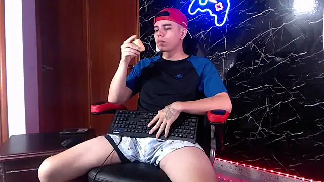 Snapshot of maty_hardx chatting on 01.02.25 maty hardx online show from 01.02.25