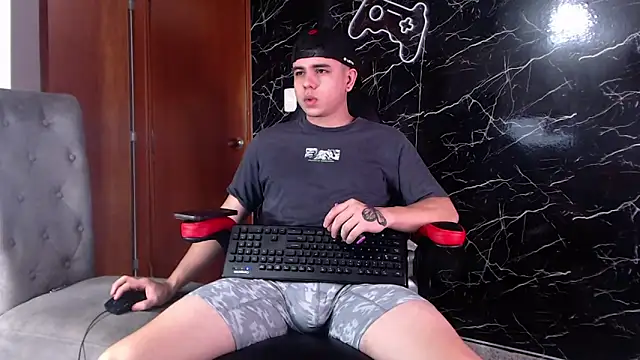 Snapshot of maty_hardx chatting on 03.14.25 maty hardx online show from 03.14.25