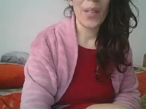 Snapshot of hairygirl80 chatting on 01.13.25 hairygirl80 online show from 01.13.25