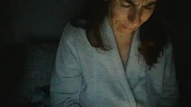 Snapshot of hairygirl80 chatting on 10.02.25 hairygirl80 online show from 10.02.25