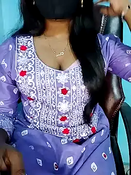 Snapshot of Sadika- chatting on 12.24.24 Sadika- online show from 12.24.24