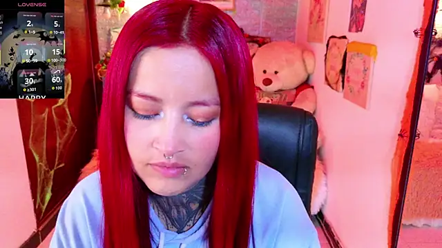 Snapshot of meghan_nill chatting on 10.06.25 meghan nill online show from 10.06.25