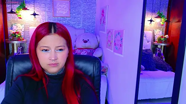 Snapshot of meghan_nill chatting on 11.12.25 meghan nill online show from 11.12.25