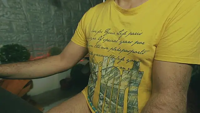 Snapshot of alex-volo chatting on 06.23.26 alex-volo online show from 06.23.26
