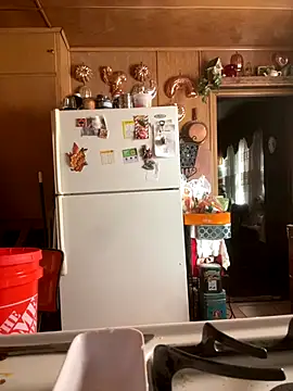 SmokingSloth online show from 12.21.25