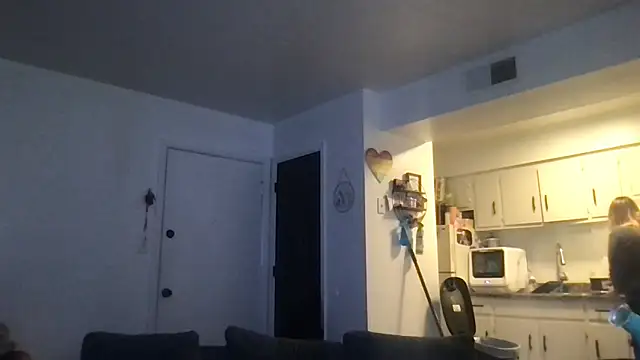 Snapshot of SpunCandy chatting on 01.19.26 SpunCandy online show from 01.19.26