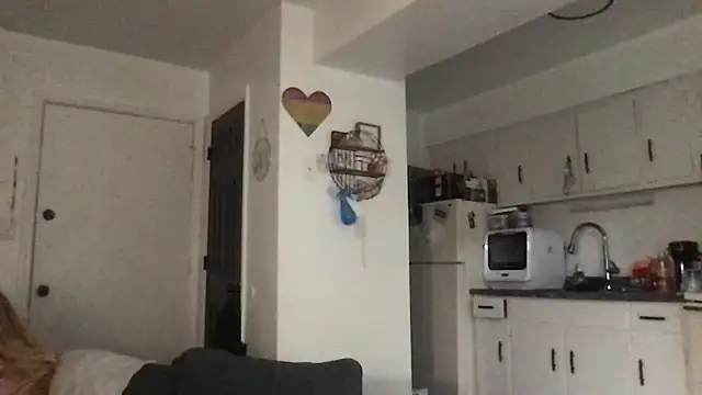 Snapshot of SpunCandy chatting on 02.28.26 SpunCandy online show from 02.28.26