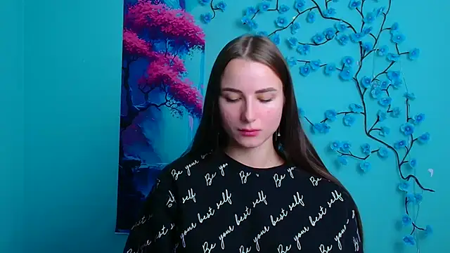 Eva Janee online show from 11.19.25