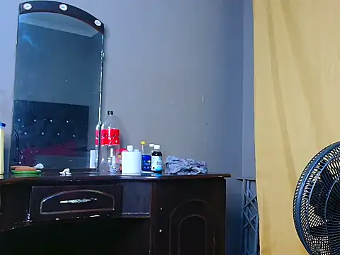 DarkDivva24 online show from 11.06.25