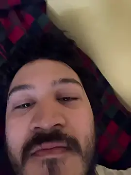 Snapshot of Sleeker99 chatting on 12.14.24 Sleeker99 online show from 12.14.24