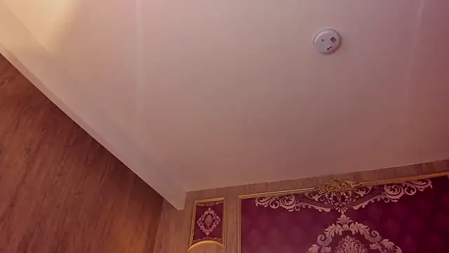 Snapshot of SummersAngel chatting on 02.11.25 SummersAngel online show from 02.11.25