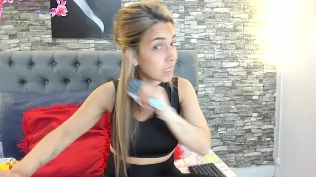 EvaaLovia1 online show from 07.29.26