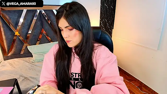 Amara vega online show from 11.22.25