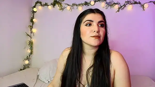 Amara vega online show from 04.24.26