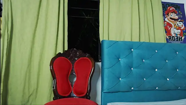 Snapshot of samy_foox chatting on 12.14.24 samy foox online show from 12.14.24