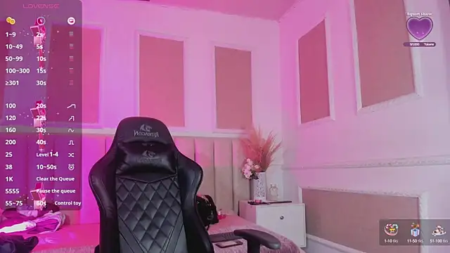 Snapshot of samy_foox chatting on 10.10.25 samy foox online show from 10.10.25