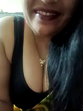 Snapshot of sneha_rose chatting on 01.02.25 sneha rose online show from 01.02.25