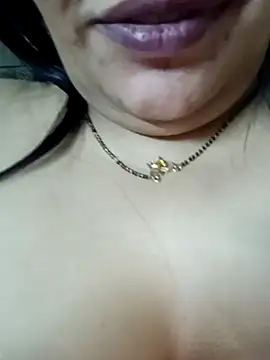 Snapshot of sneha_rose chatting on 01.15.25 sneha rose online show from 01.15.25